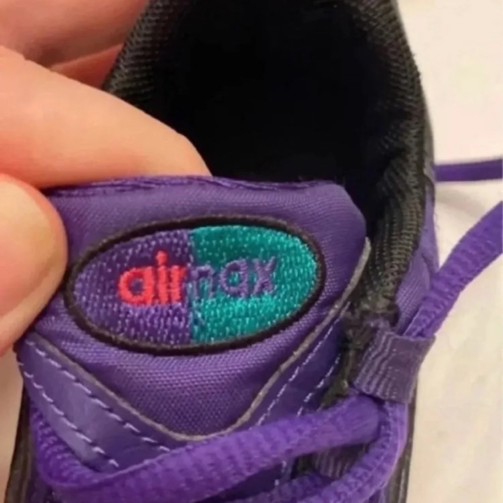 Baby boy air max Nike shoes. Size 8
Purple/green/blue I - Picture 6 of 7